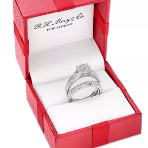 White gold 1 carat diamond engagement ring with wedding band